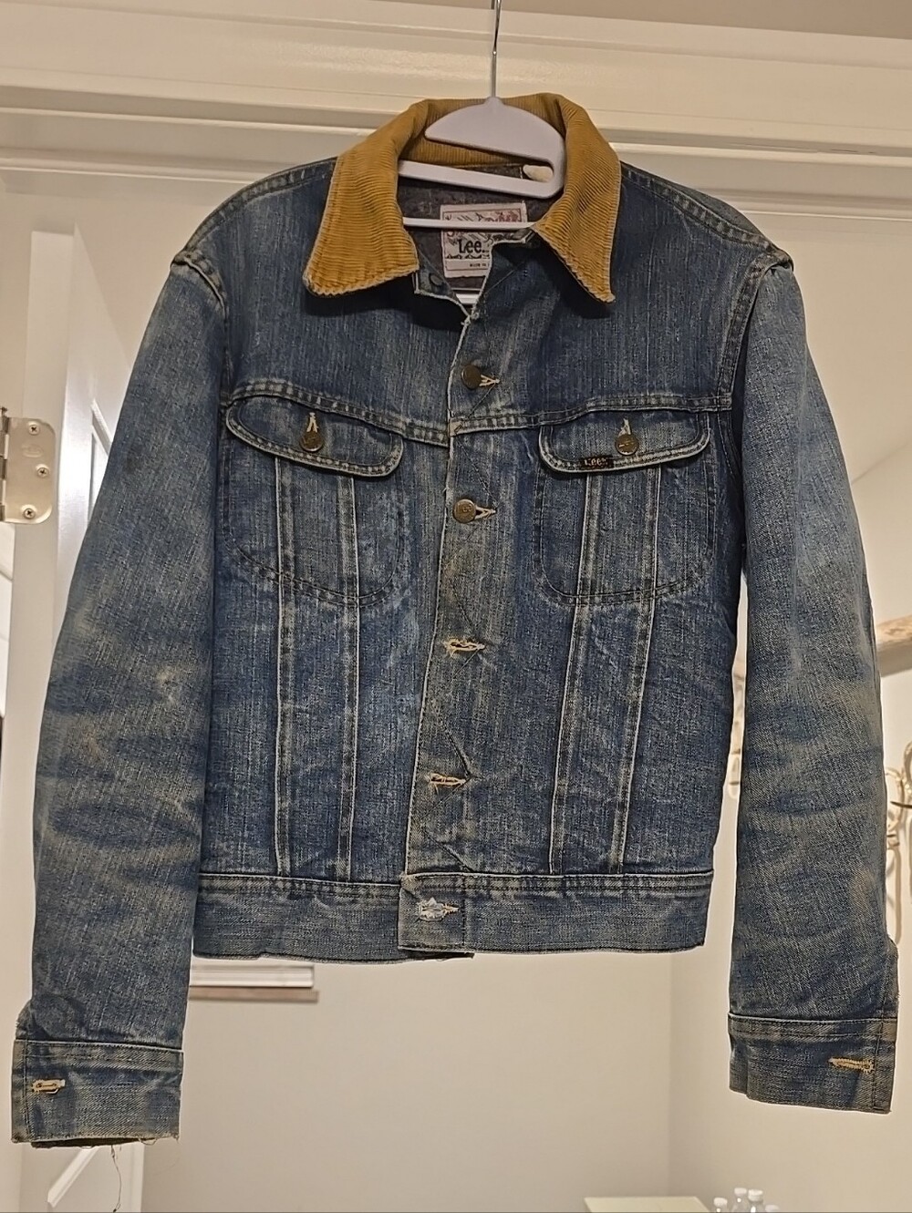 Lee Storm Rider Denim Jacket with Tan Corduroy Collar (1980-1985)